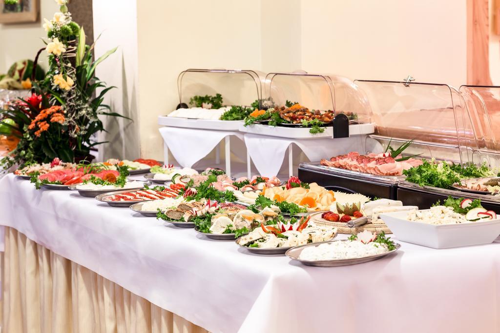 קרפאז' Hotel Konradowka Wellness & Spa - 300 Metrow Do Centrum מראה חיצוני תמונה