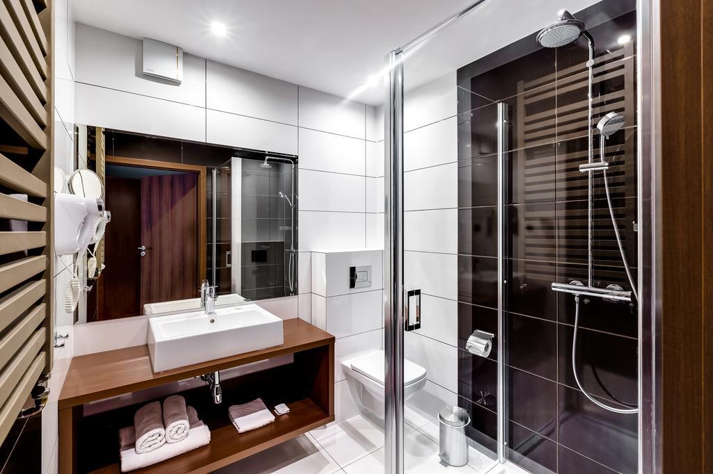 קרפאז' Hotel Konradowka Wellness & Spa - 300 Metrow Do Centrum חדר תמונה